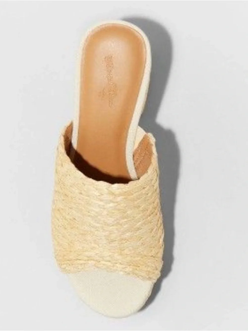🌾Universal Thread Beige Raffia Nessa Platform Mules